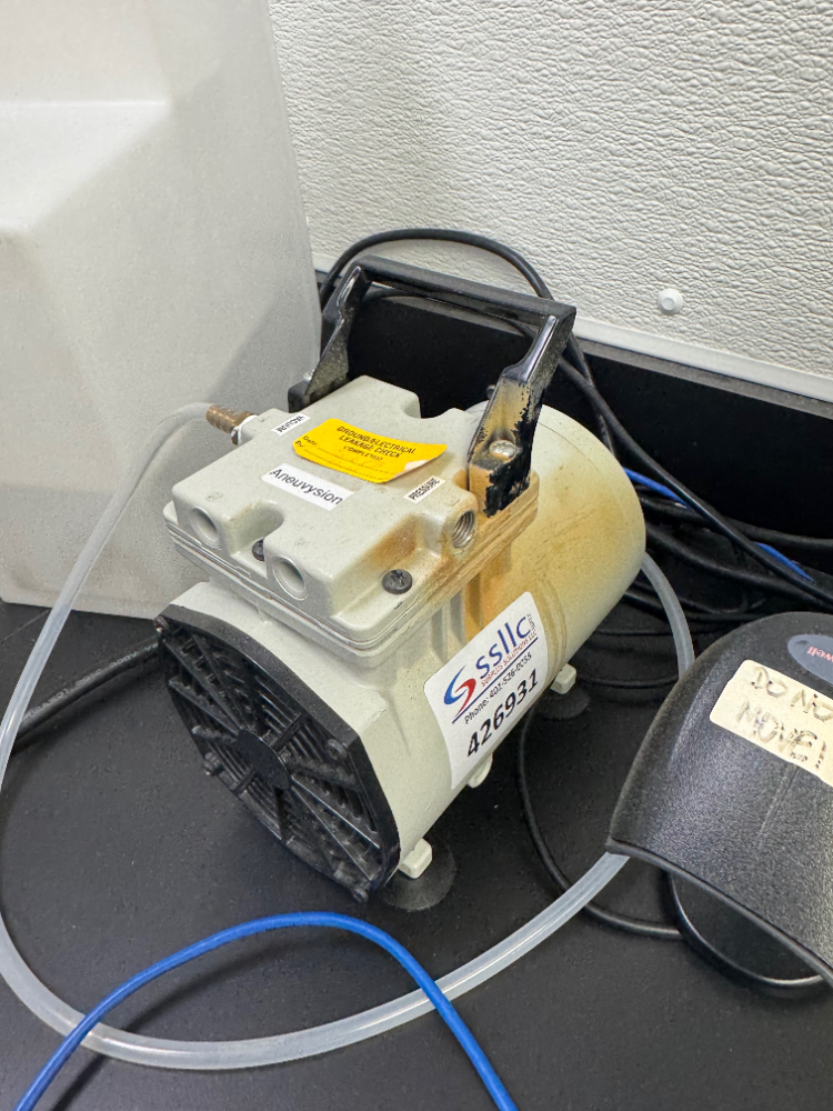 Image of Welch Vacuum pump